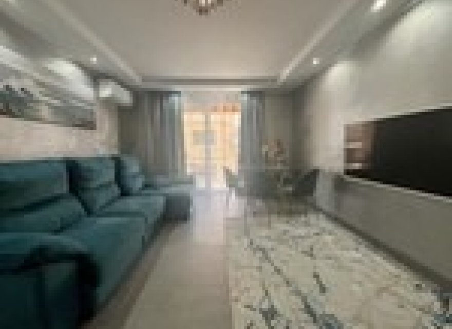 Odsprzedaż - Apartament - Torrevieja