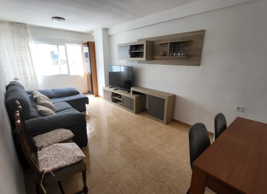 Odsprzedaż - Apartament - Torrevieja