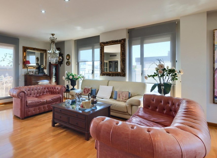 Odsprzedaż - Apartament - Valencia - Benicalap