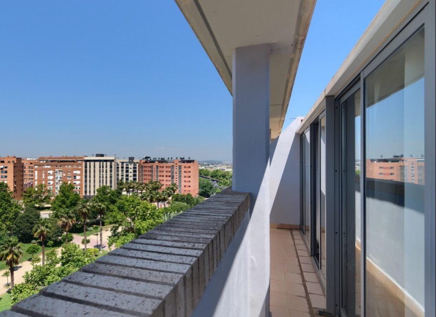 Odsprzedaż - Apartament - Valencia - Benicalap