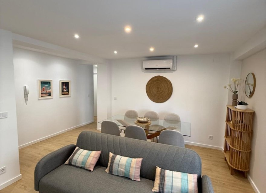 Odsprzedaż - Apartament - Valencia - Campanar