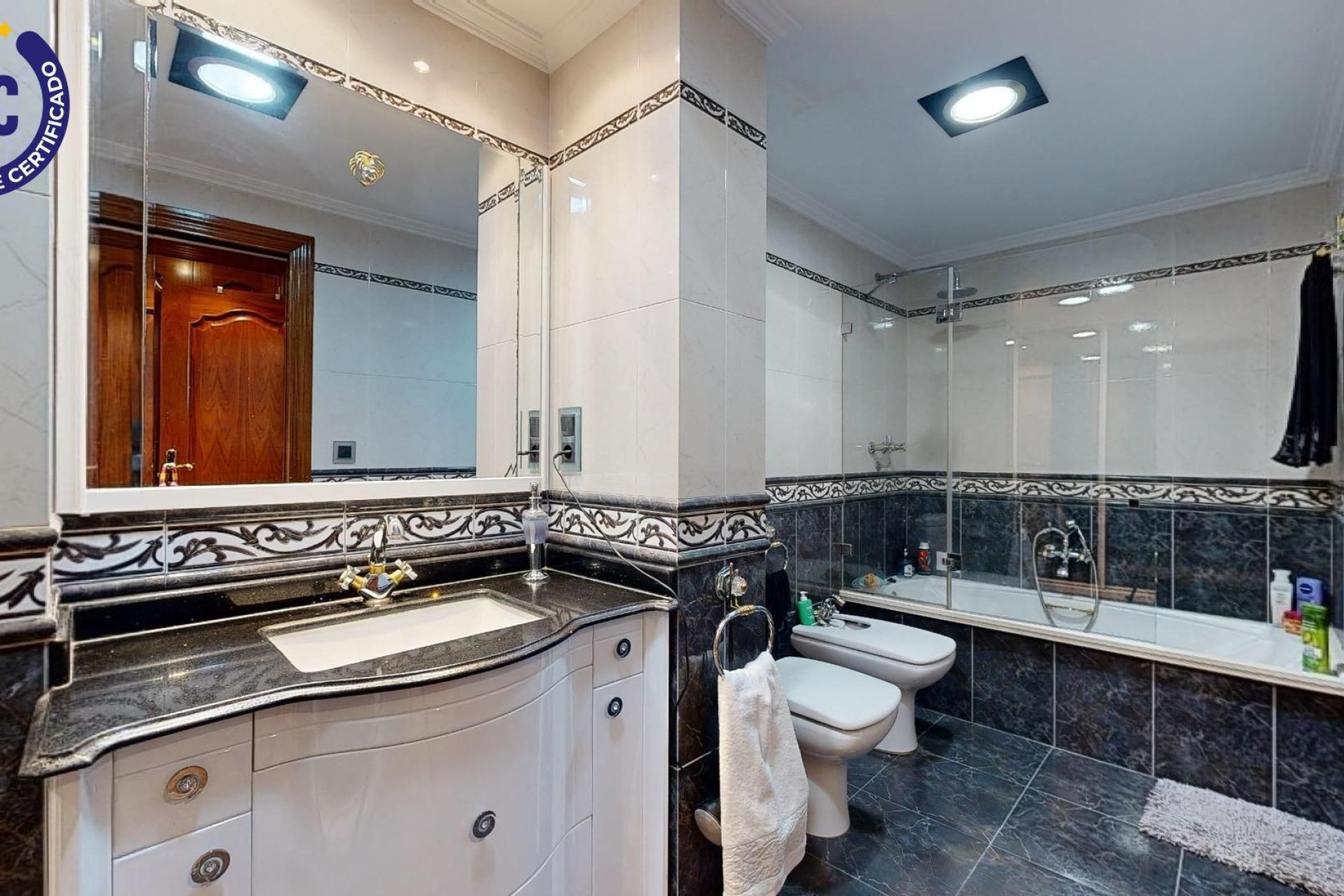 Odsprzedaż - Apartament - Valencia - Centro