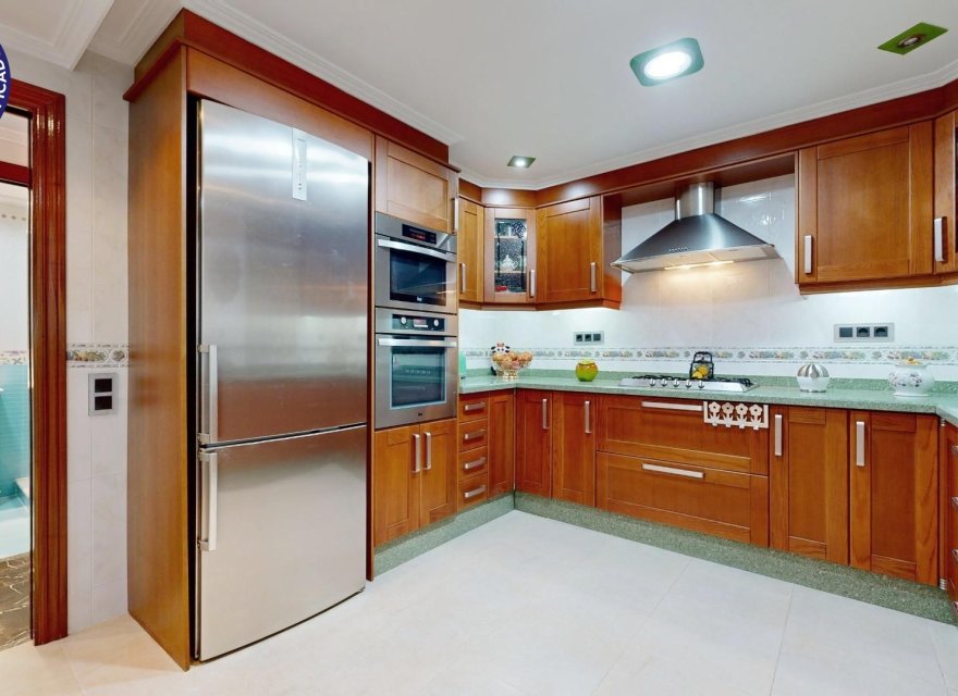 Odsprzedaż - Apartament - Valencia - Centro