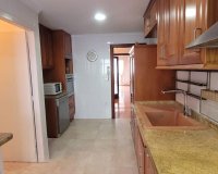 Odsprzedaż - Apartament - Valencia - Ciutat Universitaria