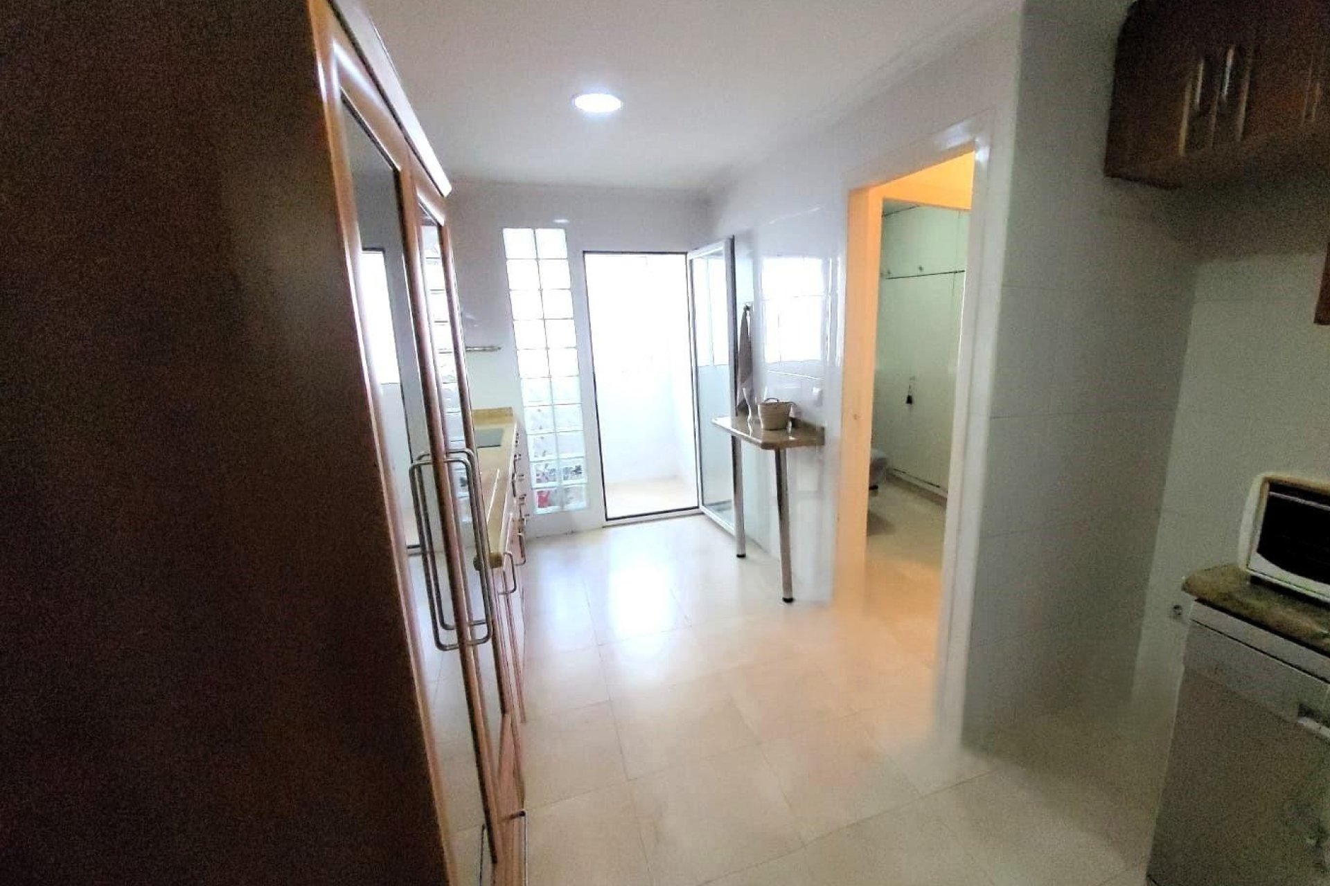 Odsprzedaż - Apartament - Valencia - Ciutat Universitaria