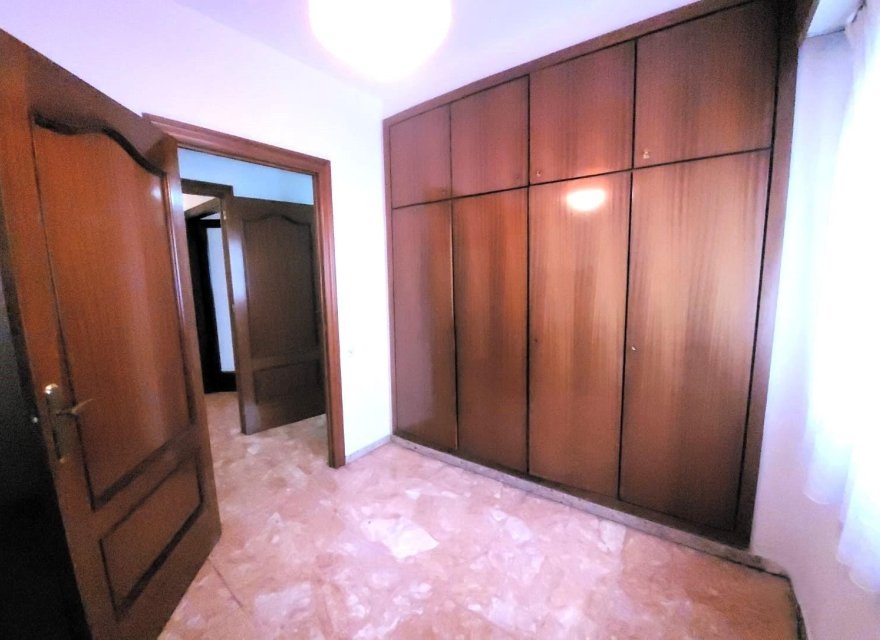 Odsprzedaż - Apartament - Valencia - Ciutat Universitaria