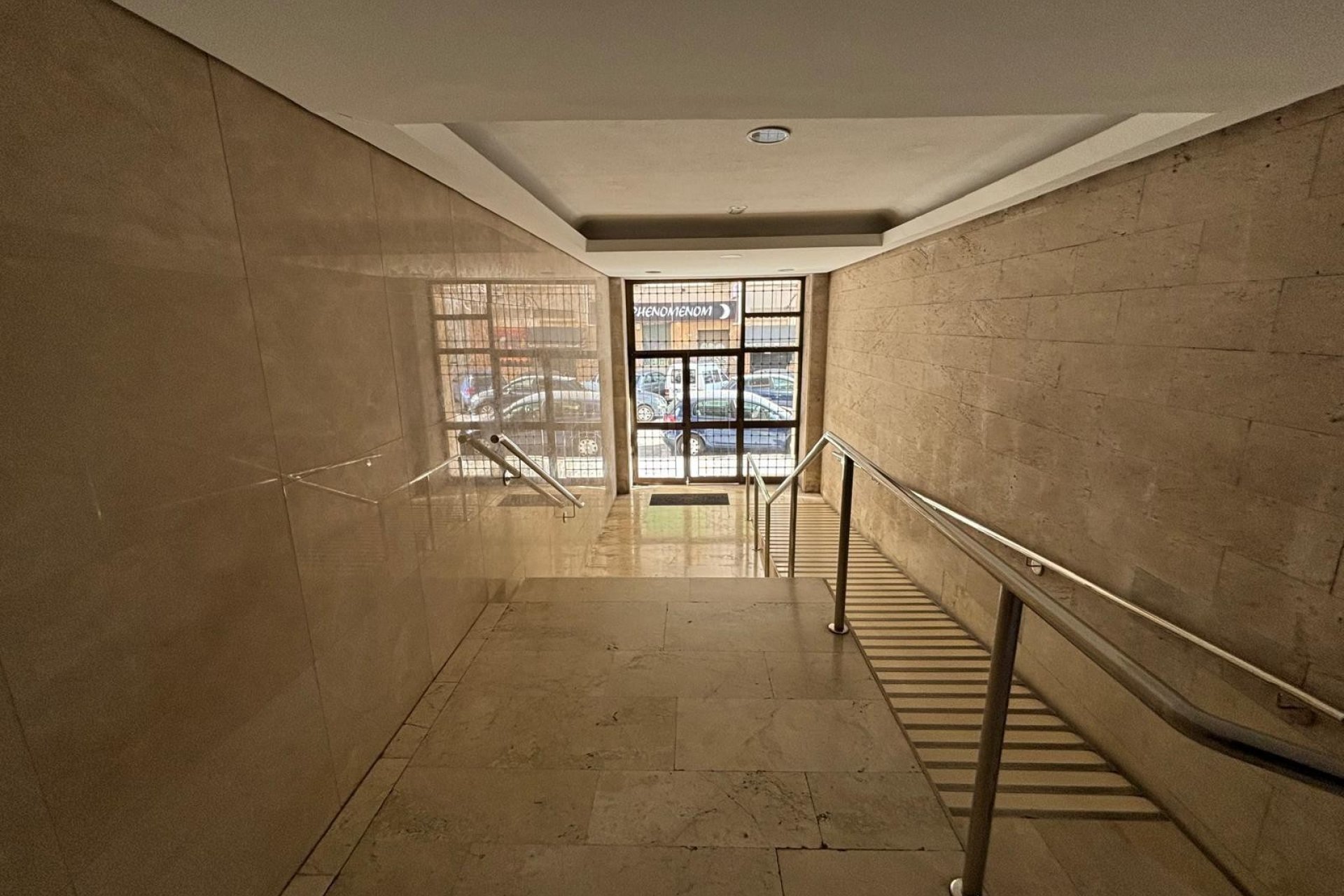 Odsprzedaż - Apartament - Valencia - Ciutat Universitaria