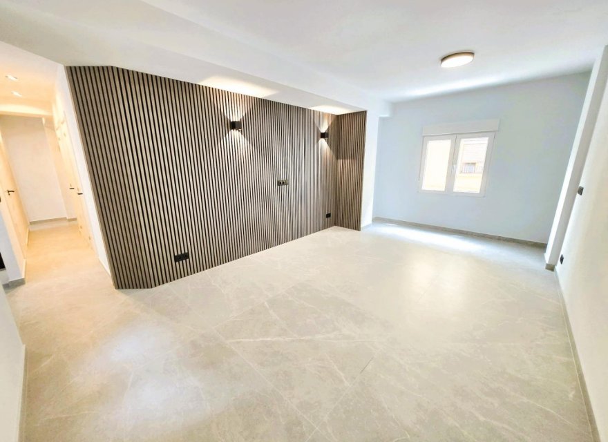 Odsprzedaż - Apartament - Valencia - Foios