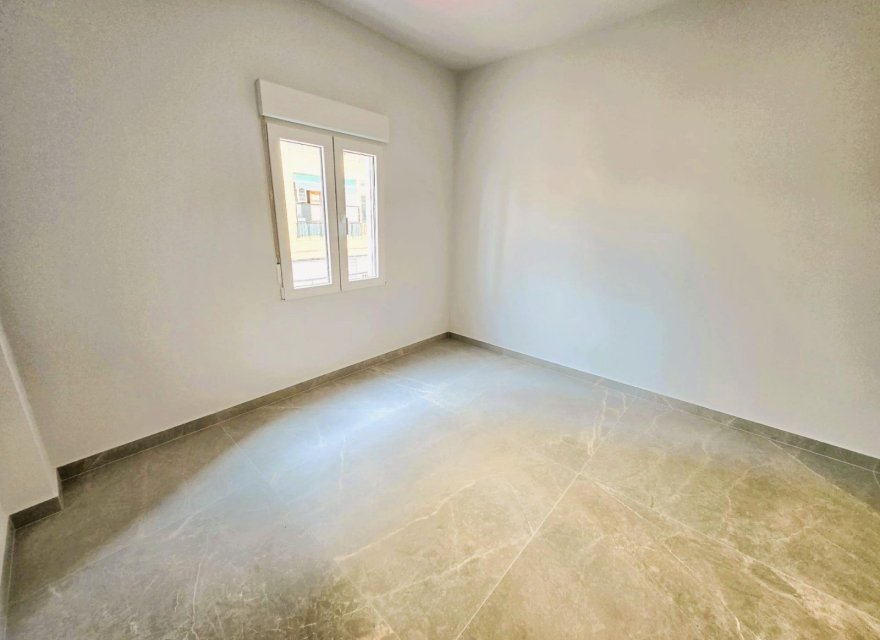 Odsprzedaż - Apartament - Valencia - Foios