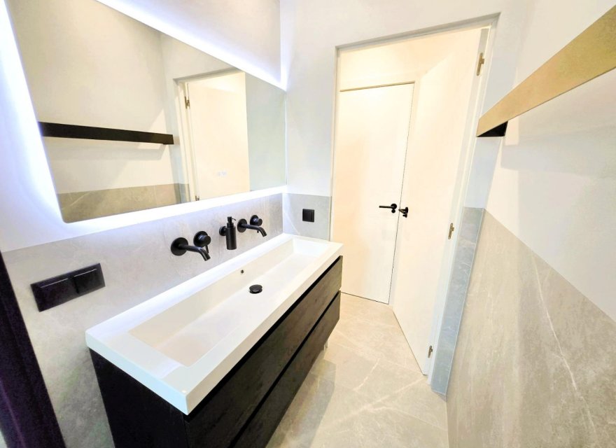 Odsprzedaż - Apartament - Valencia - Foios