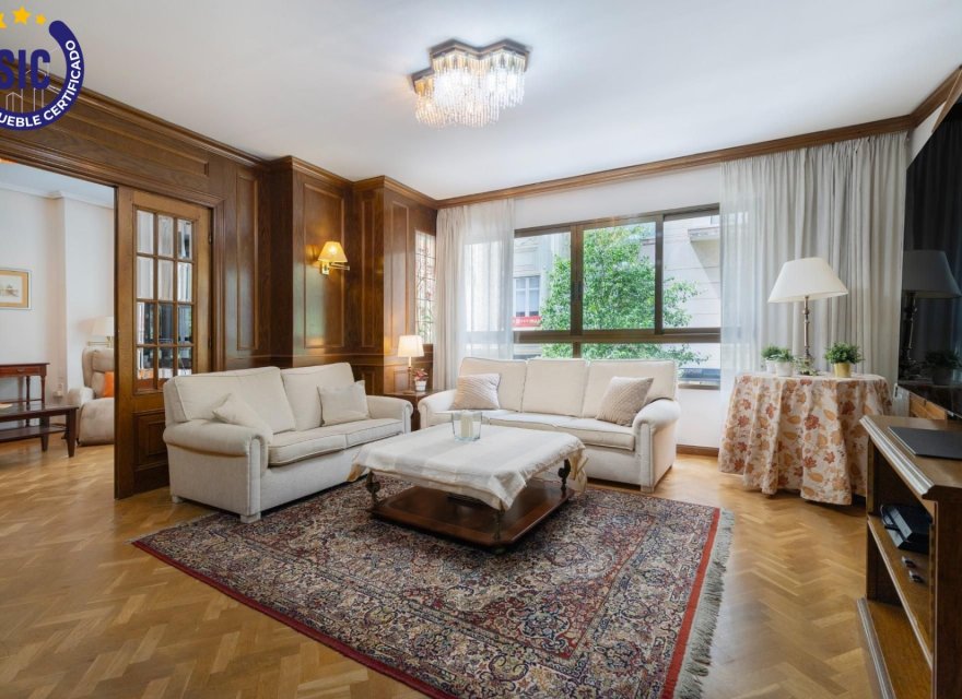 Odsprzedaż - Apartament - Valencia - l'Eixample