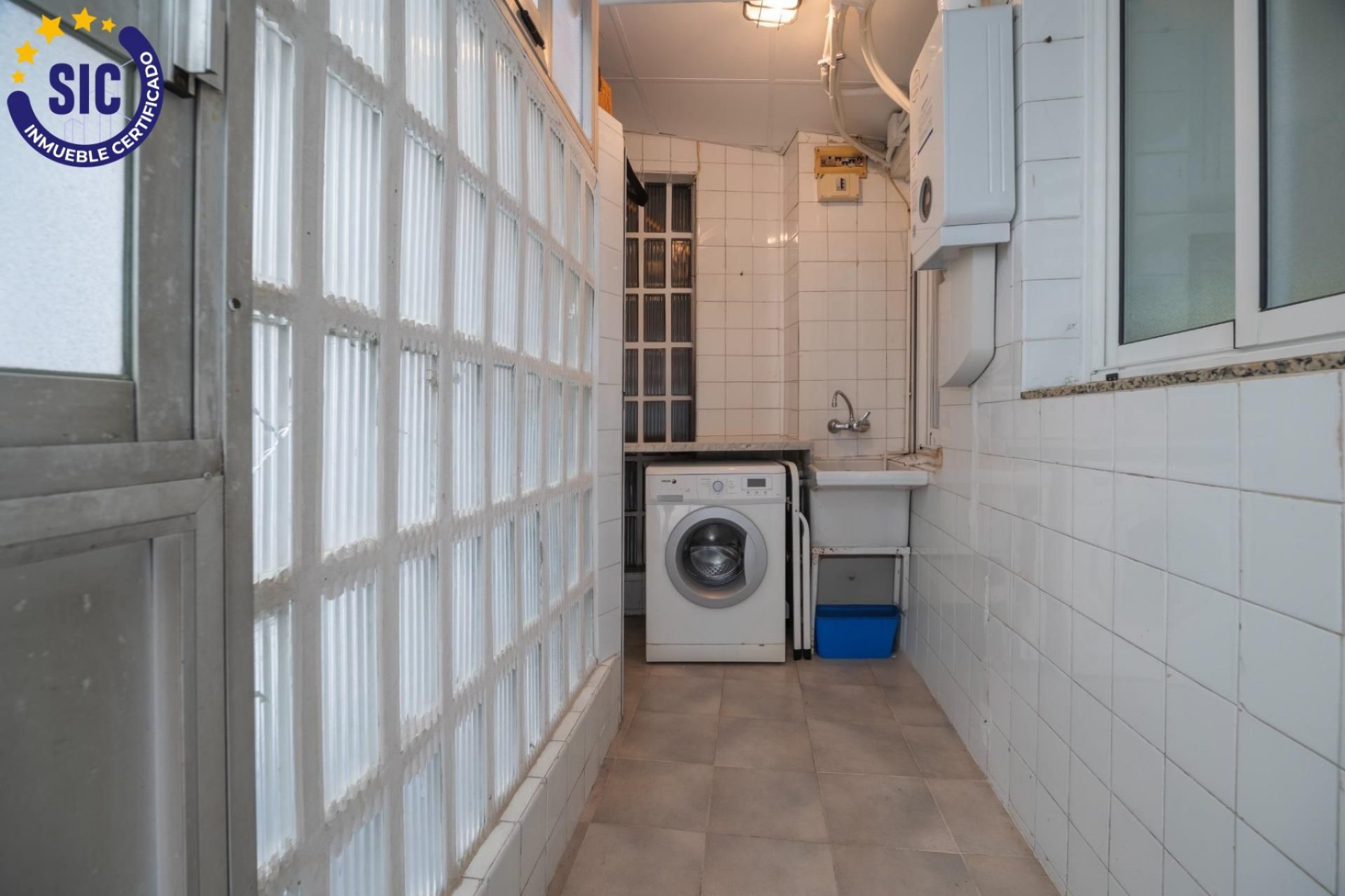 Odsprzedaż - Apartament - Valencia - l'Eixample