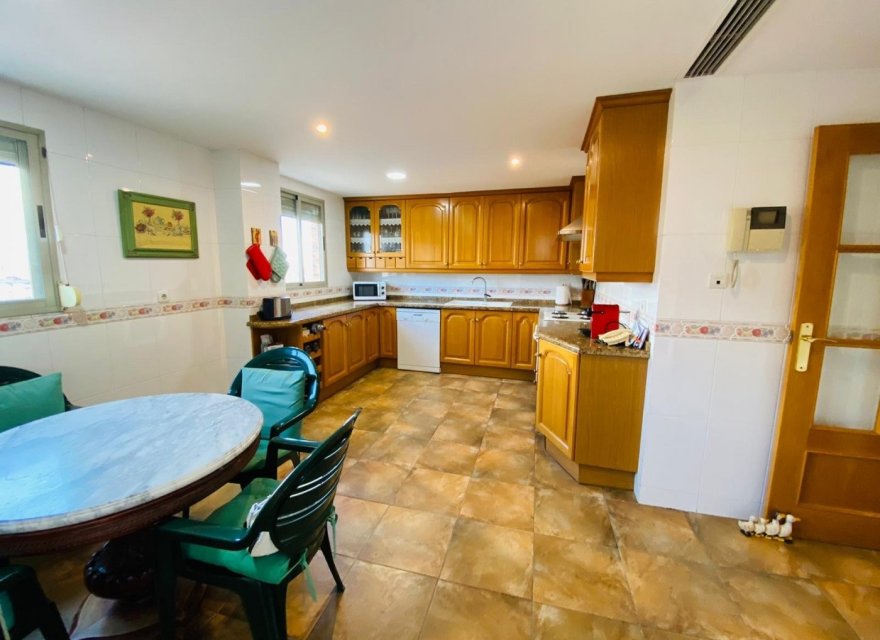 Odsprzedaż - Apartament - Valencia - Nou Campanar