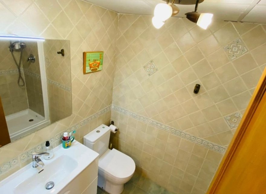 Odsprzedaż - Apartament - Valencia - Nou Campanar