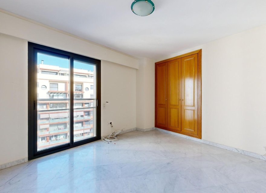 Odsprzedaż - Apartament - Valencia - Penya-roja