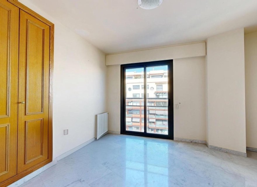 Odsprzedaż - Apartament - Valencia - Penya-roja