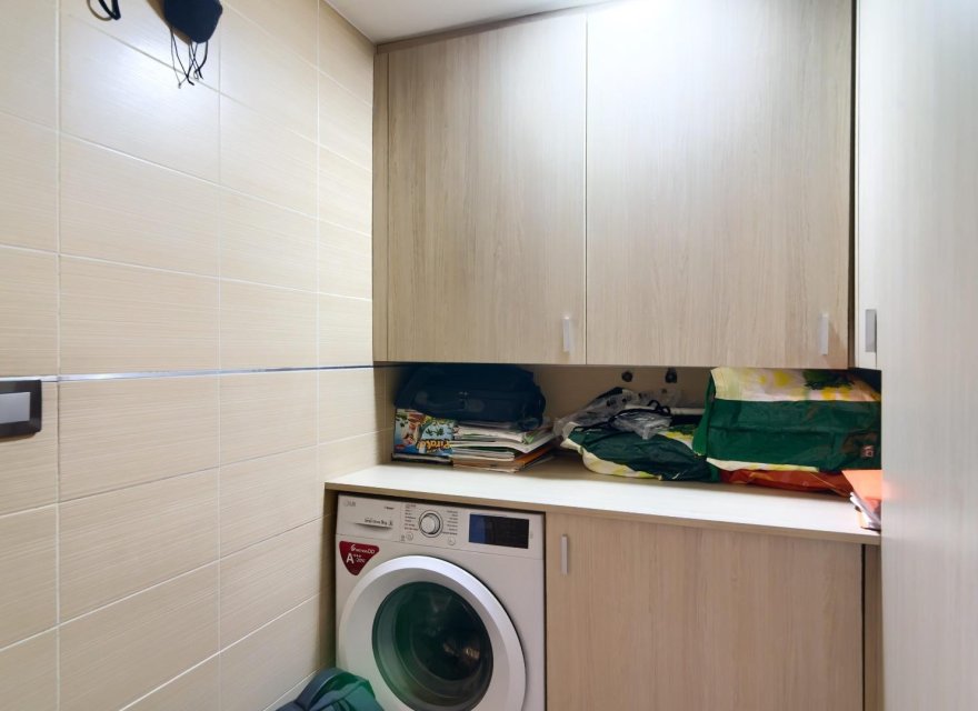 Odsprzedaż - Apartament - Valencia - Quatre Carreres