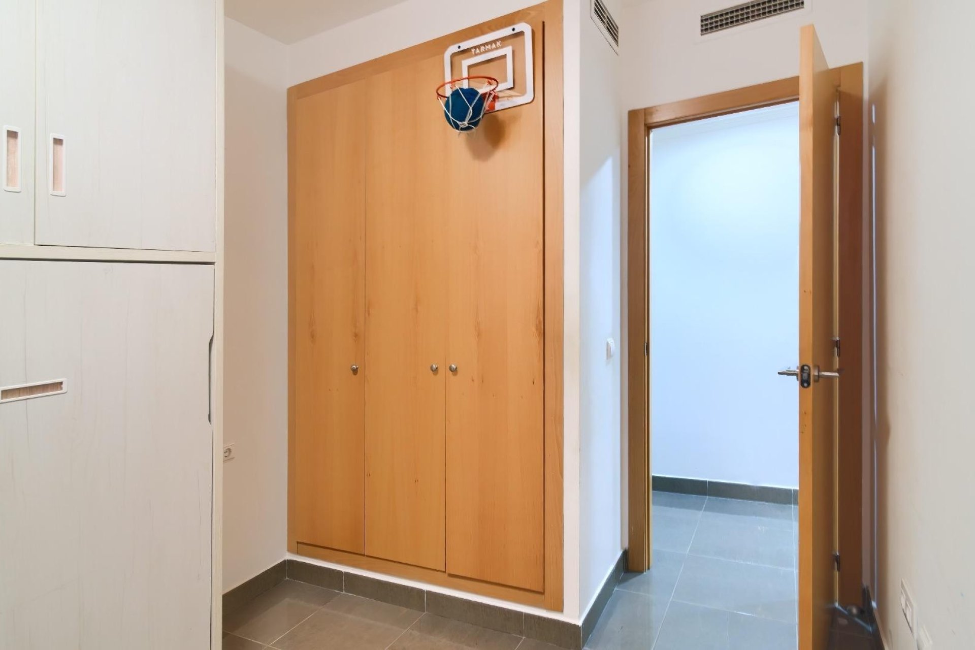 Odsprzedaż - Apartament - Valencia - Quatre Carreres
