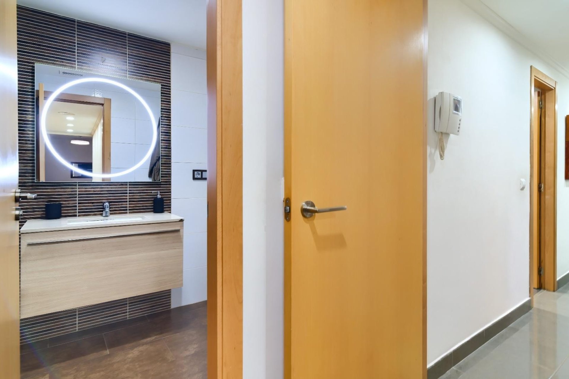 Odsprzedaż - Apartament - Valencia - Quatre Carreres