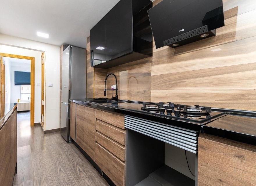 Odsprzedaż - Apartament - Valencia - Quatre Carreres