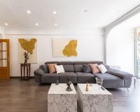 Odsprzedaż - Apartament - Valencia - Quatre Carreres