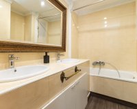 Odsprzedaż - Apartament - Valencia - Quatre Carreres
