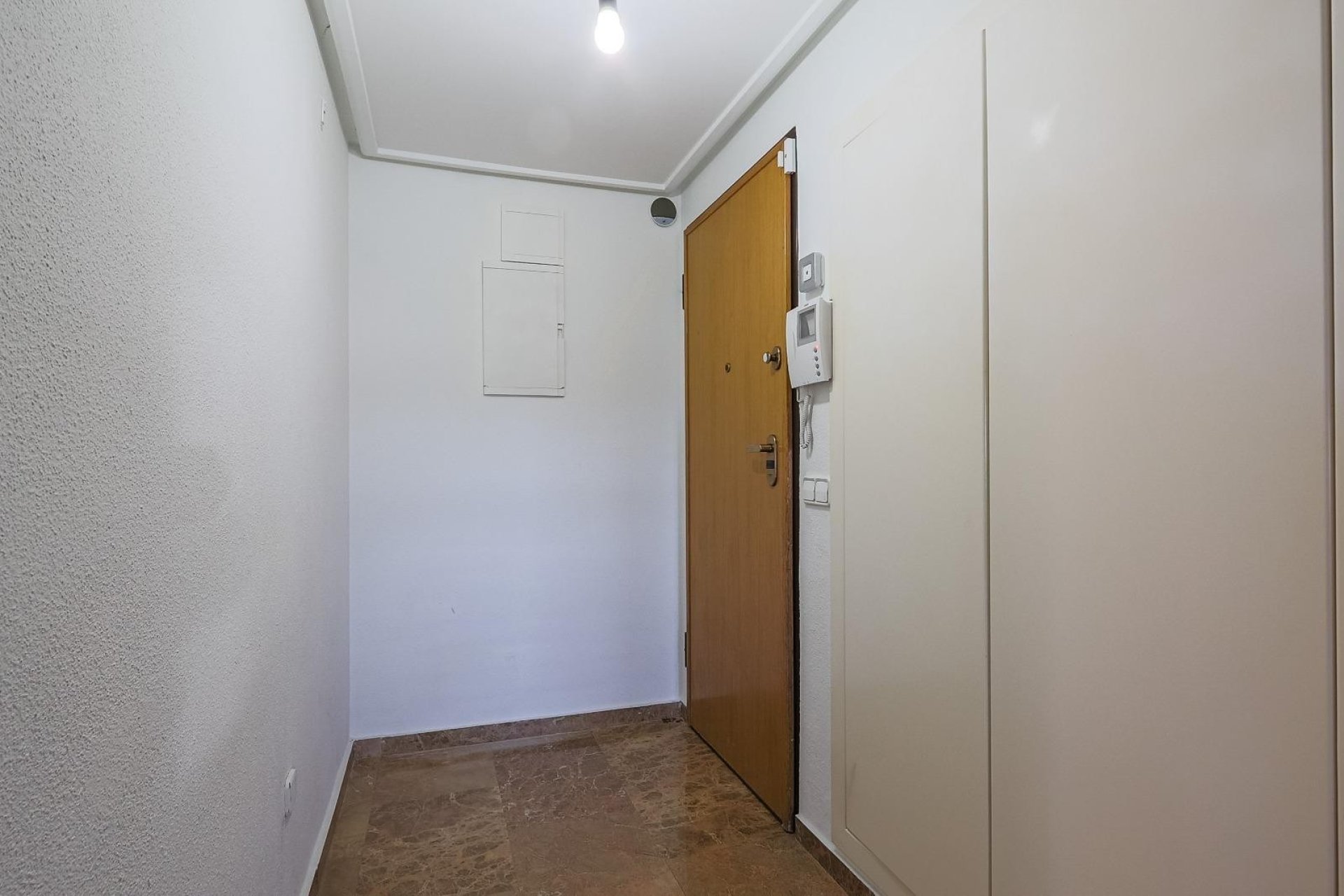 Odsprzedaż - Apartament - Valencia - Quatre Carreres