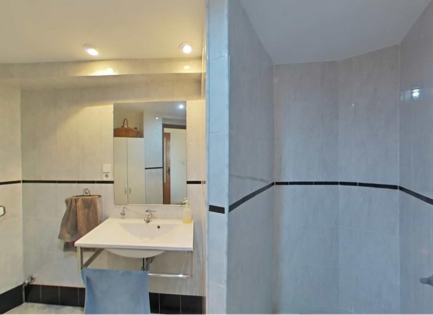 Odsprzedaż - Apartament - Valencia - Torrefiel