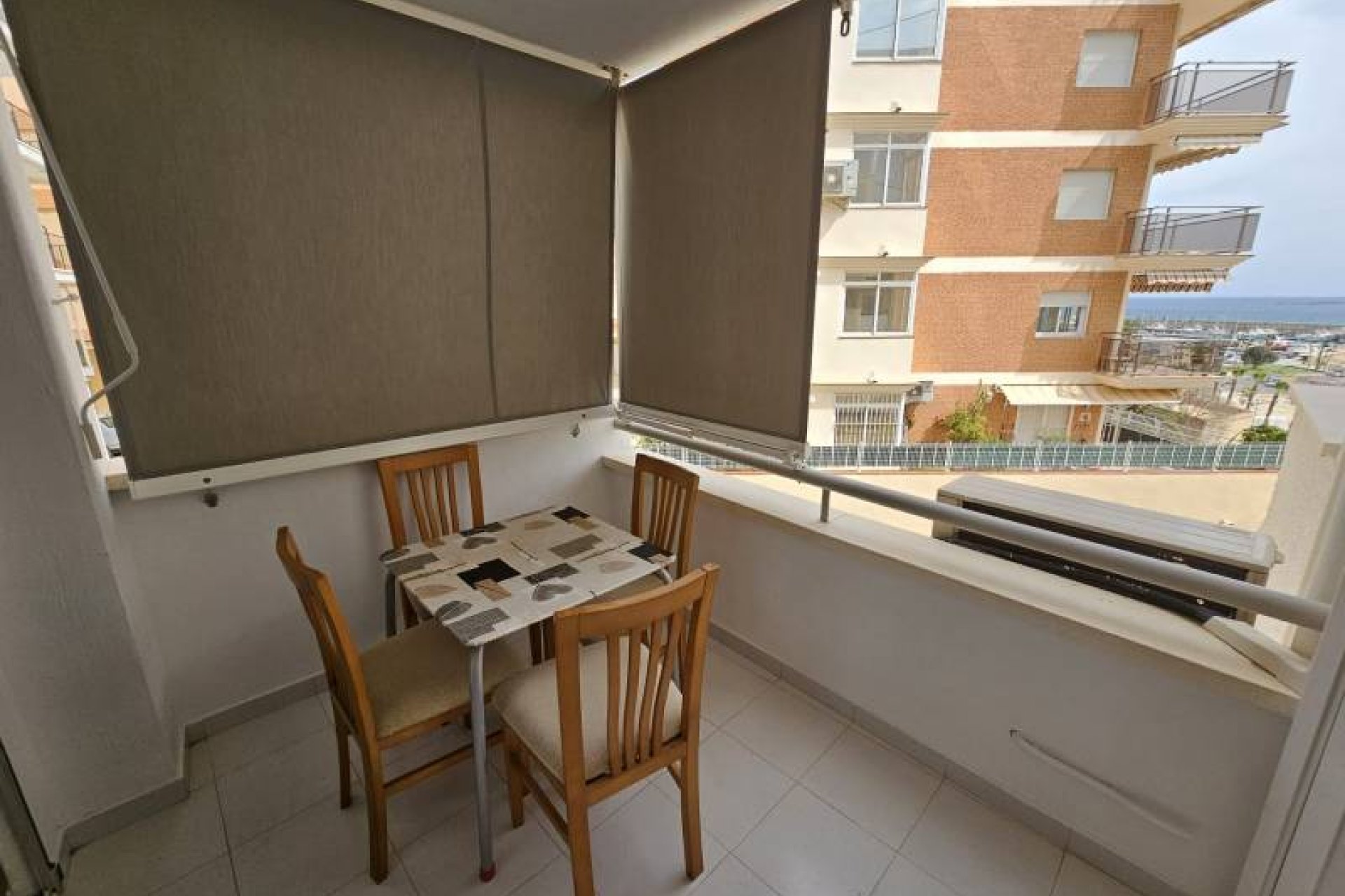 Odsprzedaż - Apartament - Villajoyosa - Barberes Sur/ Palasiet