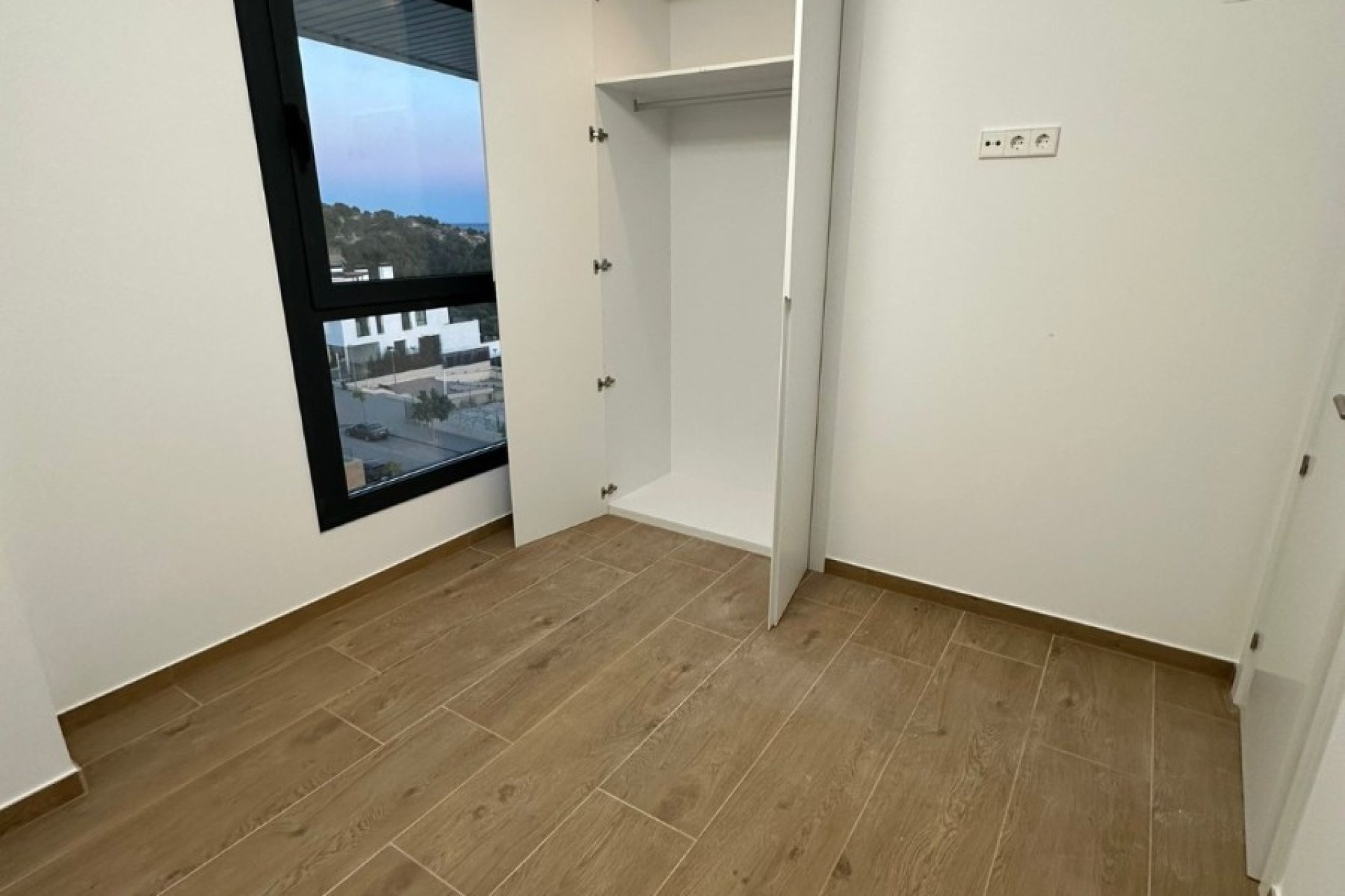 Odsprzedaż - Apartament - Villajoyosa