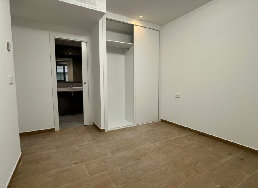 Odsprzedaż - Apartament - Villajoyosa