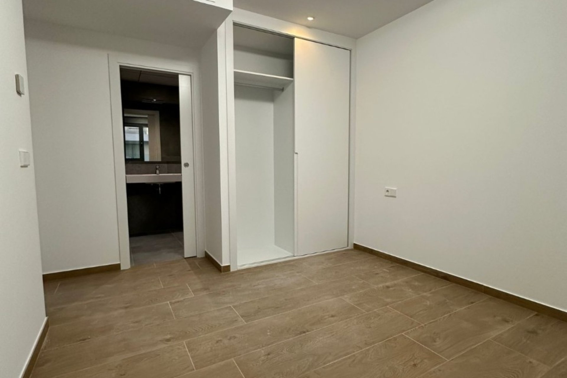 Odsprzedaż - Apartament - Villajoyosa