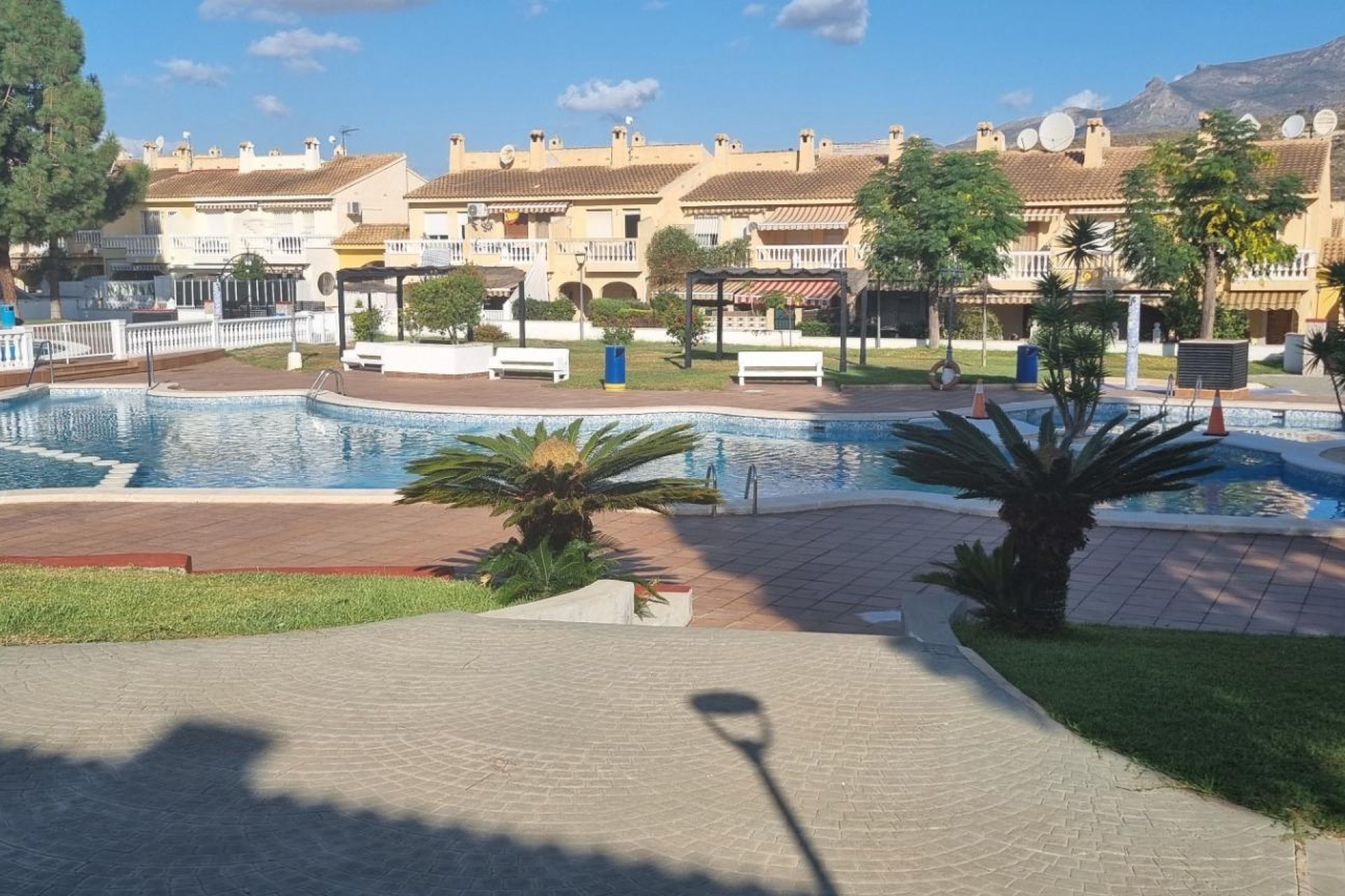 Odsprzedaż - Bungalow - El Campello - Pueblo Acantilado-lanuza