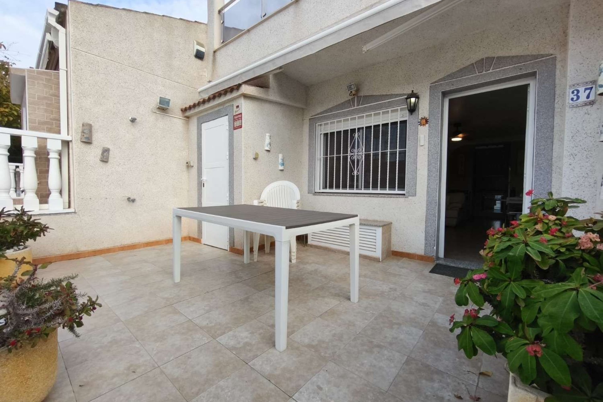 Odsprzedaż - Bungalow - Guardamar del Segura - Urbanizaciones