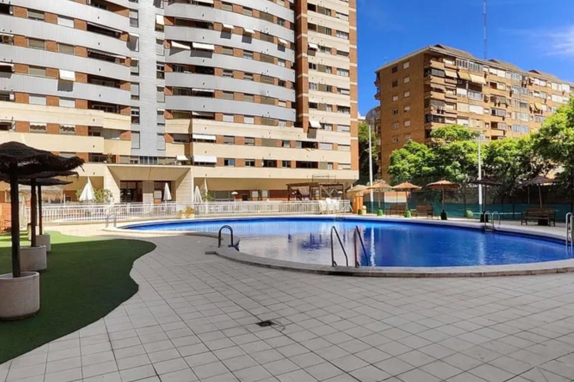 Odsprzedaż - Dupleks - Valencia