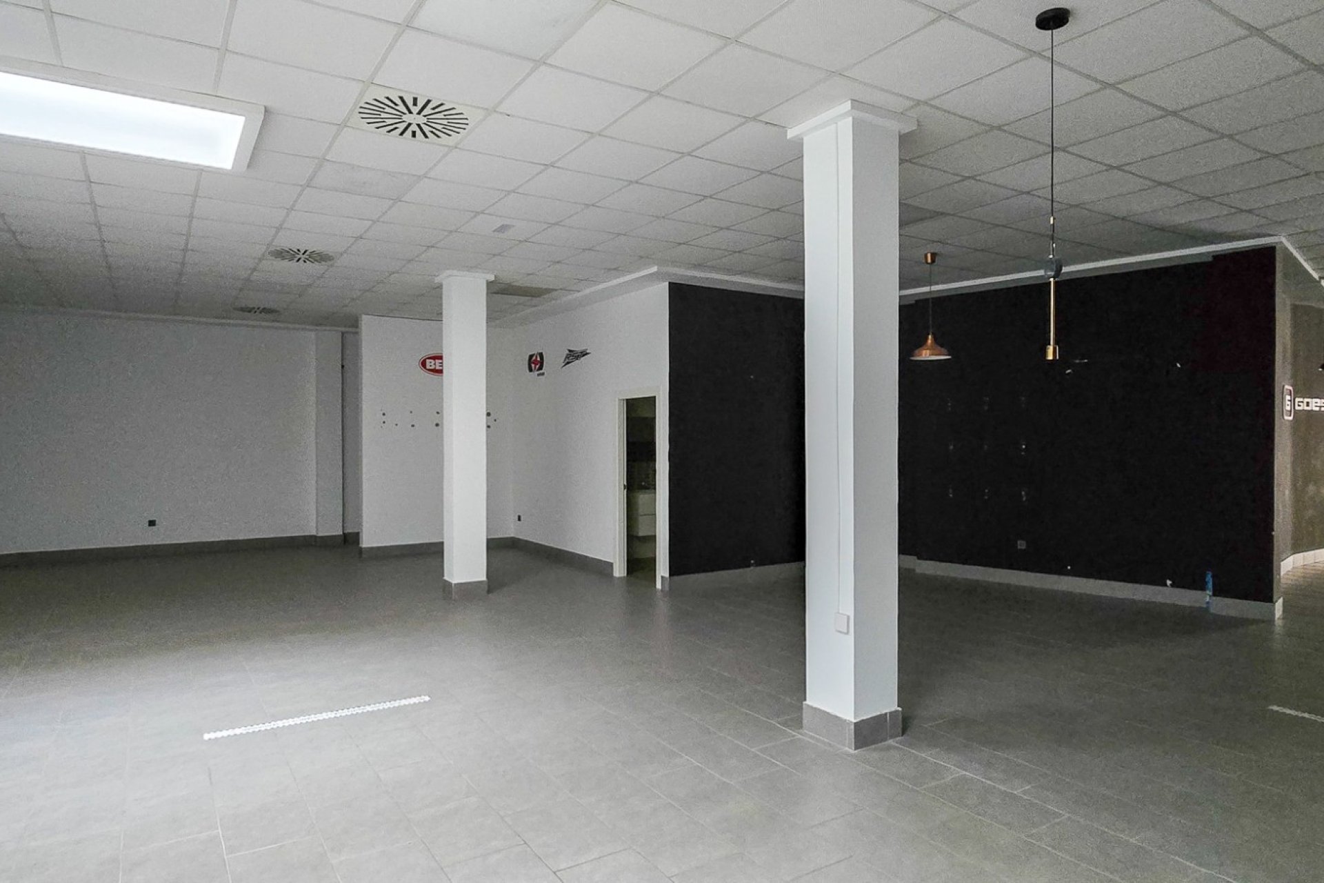 Odsprzedaż - Komercyjna - Guardamar del Segura - Center