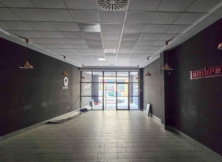 Odsprzedaż - Komercyjna - Guardamar del Segura - Center