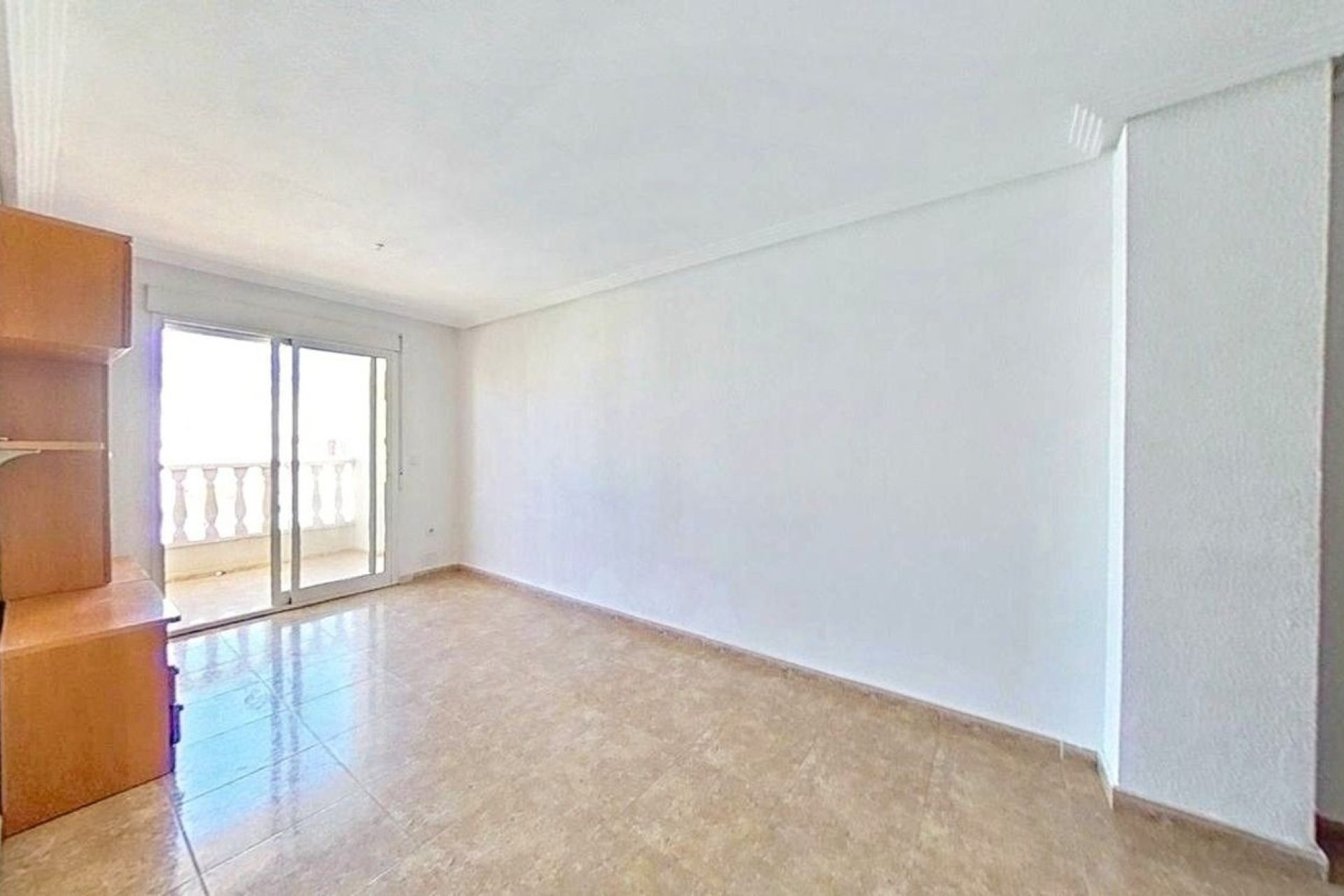 Odsprzedaż - Komercyjna - Torrevieja