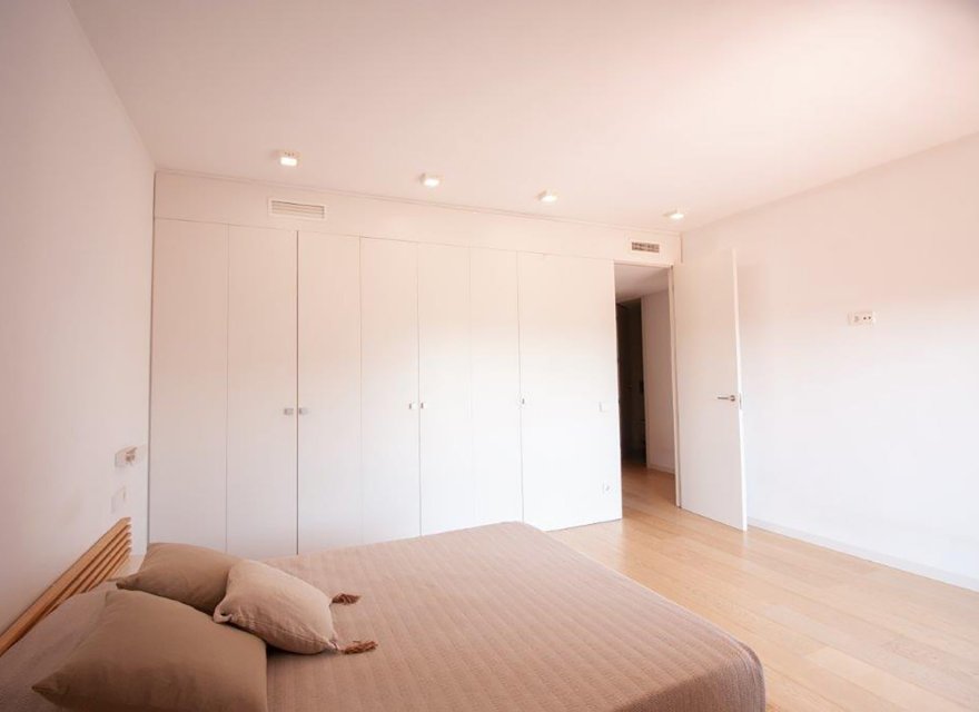 Odsprzedaż - Komercyjna - Valencia - Exposició