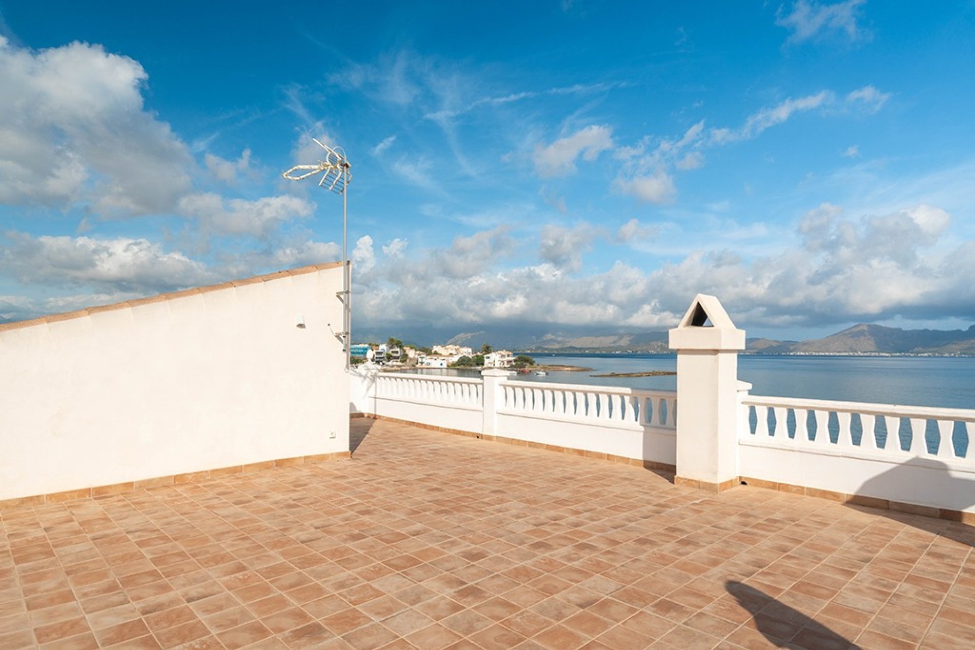 Odsprzedaż - Willa - Alcúdia