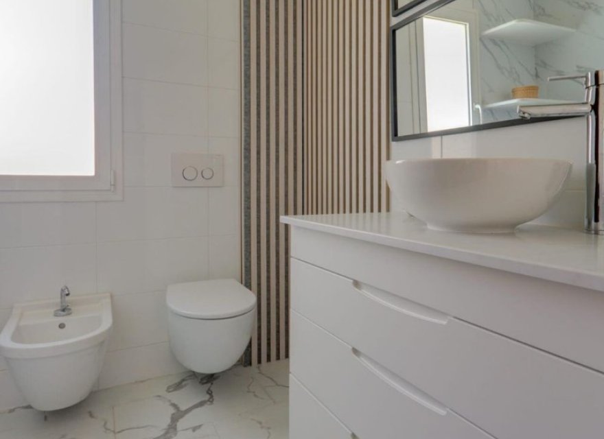 Odsprzedaż - Willa - Alicante - Alicante Golf