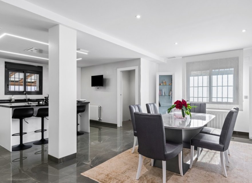 Odsprzedaż - Willa - Alicante (San Juan) - Franc Espinós