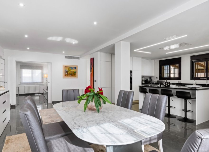 Odsprzedaż - Willa - Alicante (San Juan) - Franc Espinós