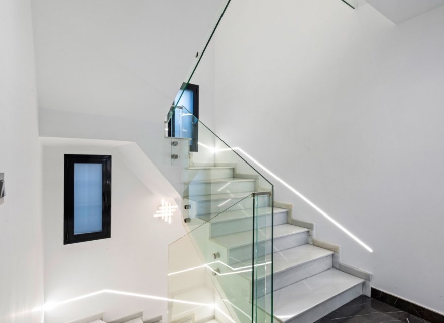 Odsprzedaż - Willa - Alicante (San Juan) - Franc Espinós