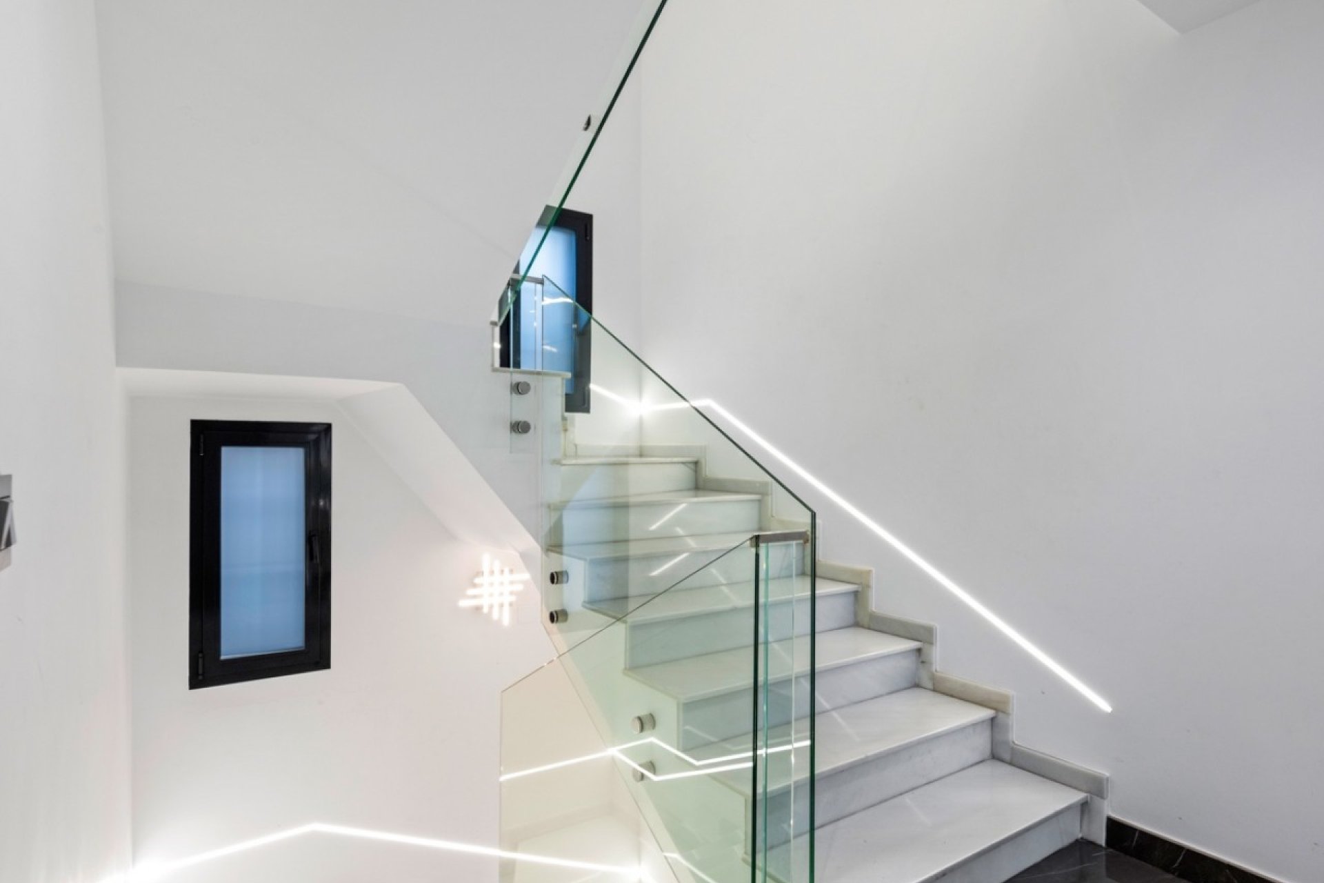 Odsprzedaż - Willa - Alicante (San Juan) - Franc Espinós