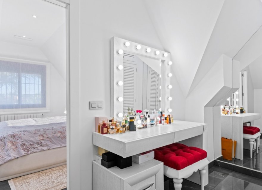 Odsprzedaż - Willa - Alicante (San Juan) - Franc Espinós