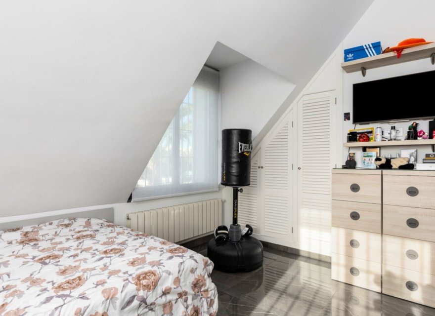 Odsprzedaż - Willa - Alicante (San Juan) - Franc Espinós