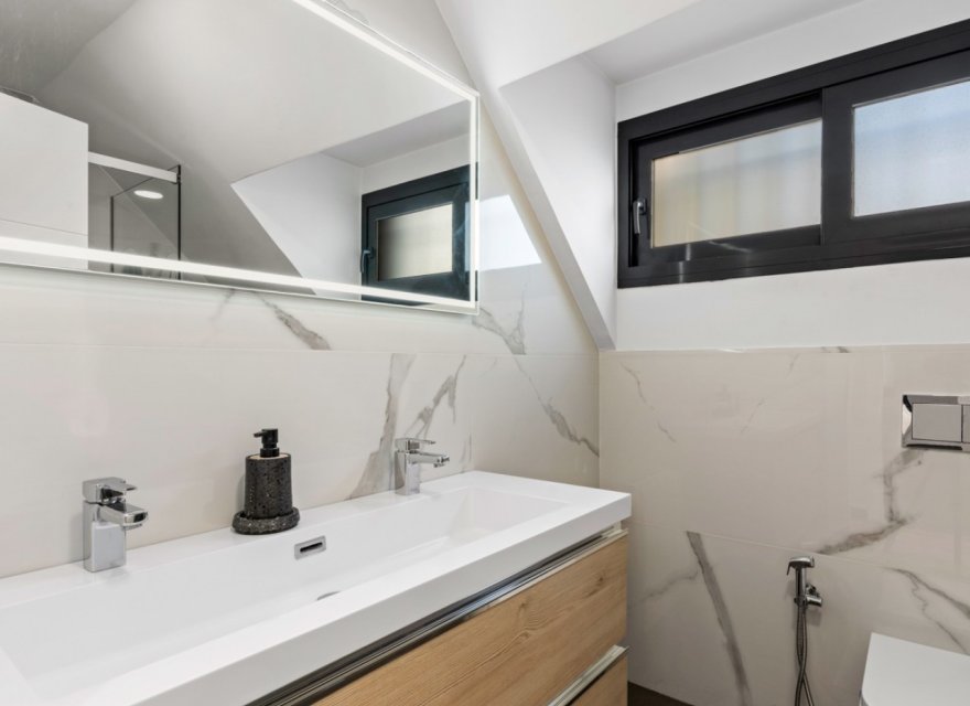 Odsprzedaż - Willa - Alicante (San Juan) - Franc Espinós