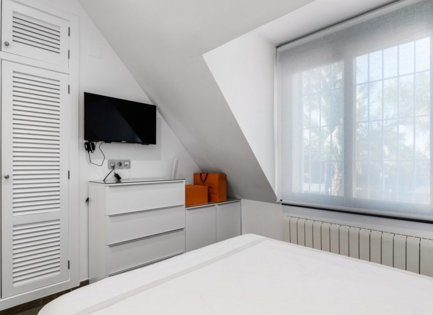 Odsprzedaż - Willa - Alicante (San Juan) - Franc Espinós