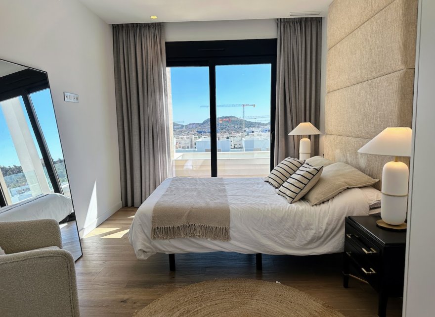 Odsprzedaż - Willa - Benidorm - Bahia Golf